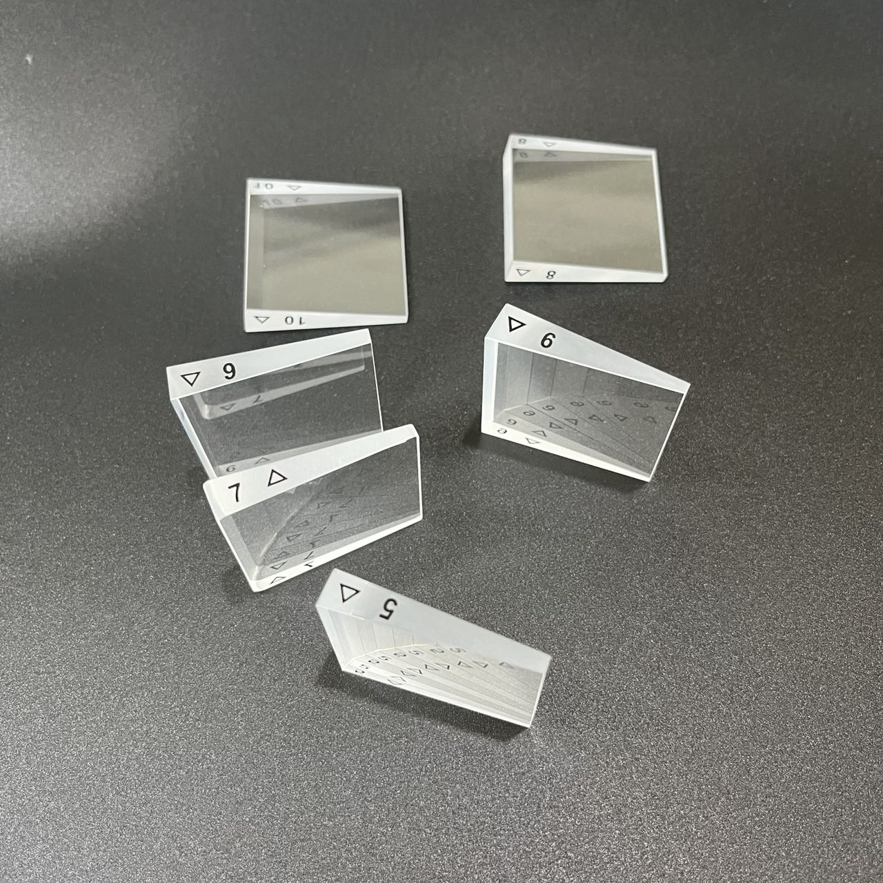 Wedge Prism Stair Optical Tria - đánh giá và giá Ladder Toss Set