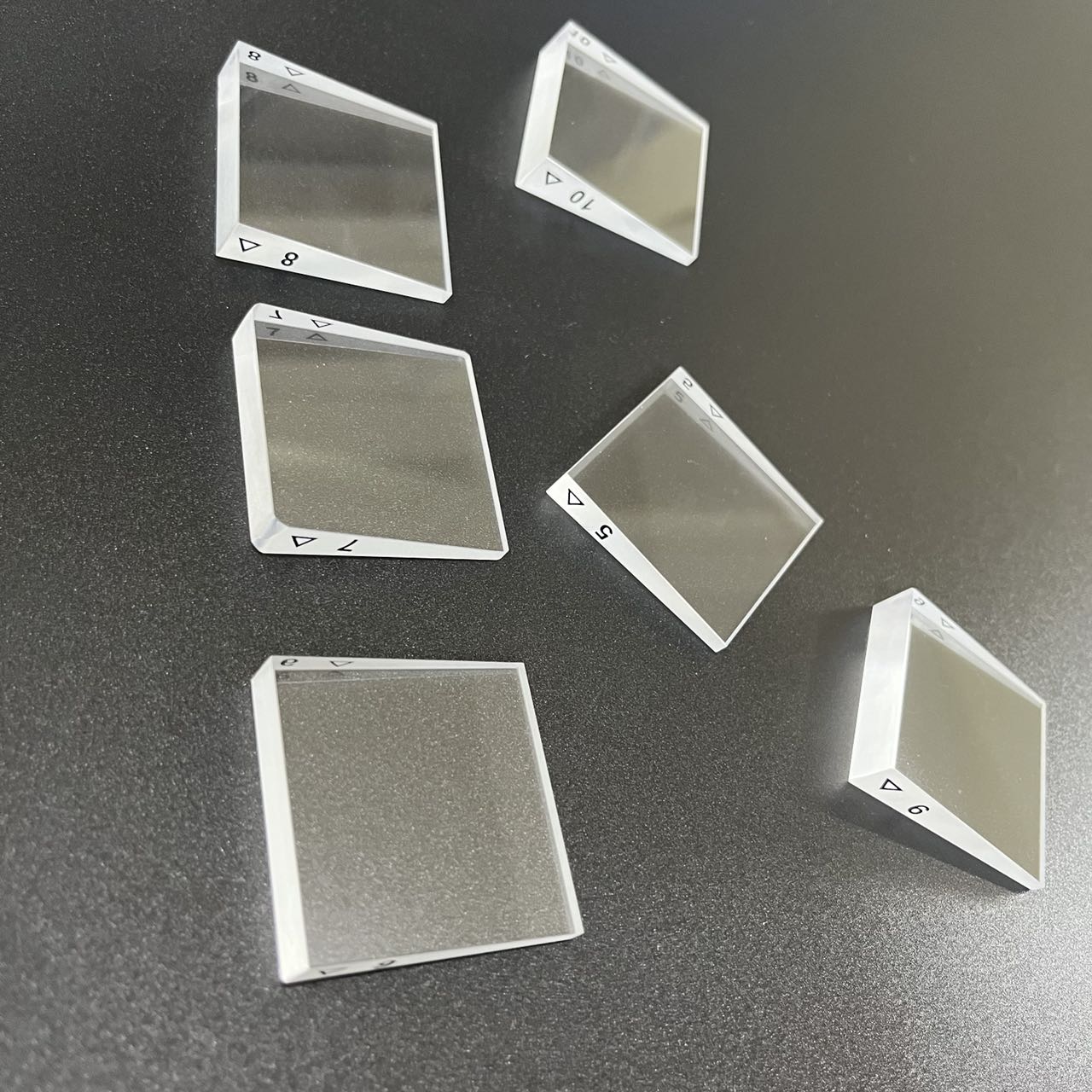 Wedge Prism Stair Optical Tria - đánh giá và giá Ladder Toss Set