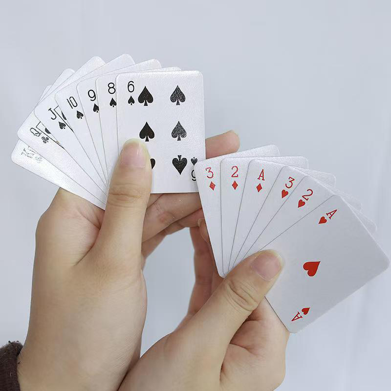 Mini Poker Playing Cards Festi - đánh giá và giá Party Games Juego